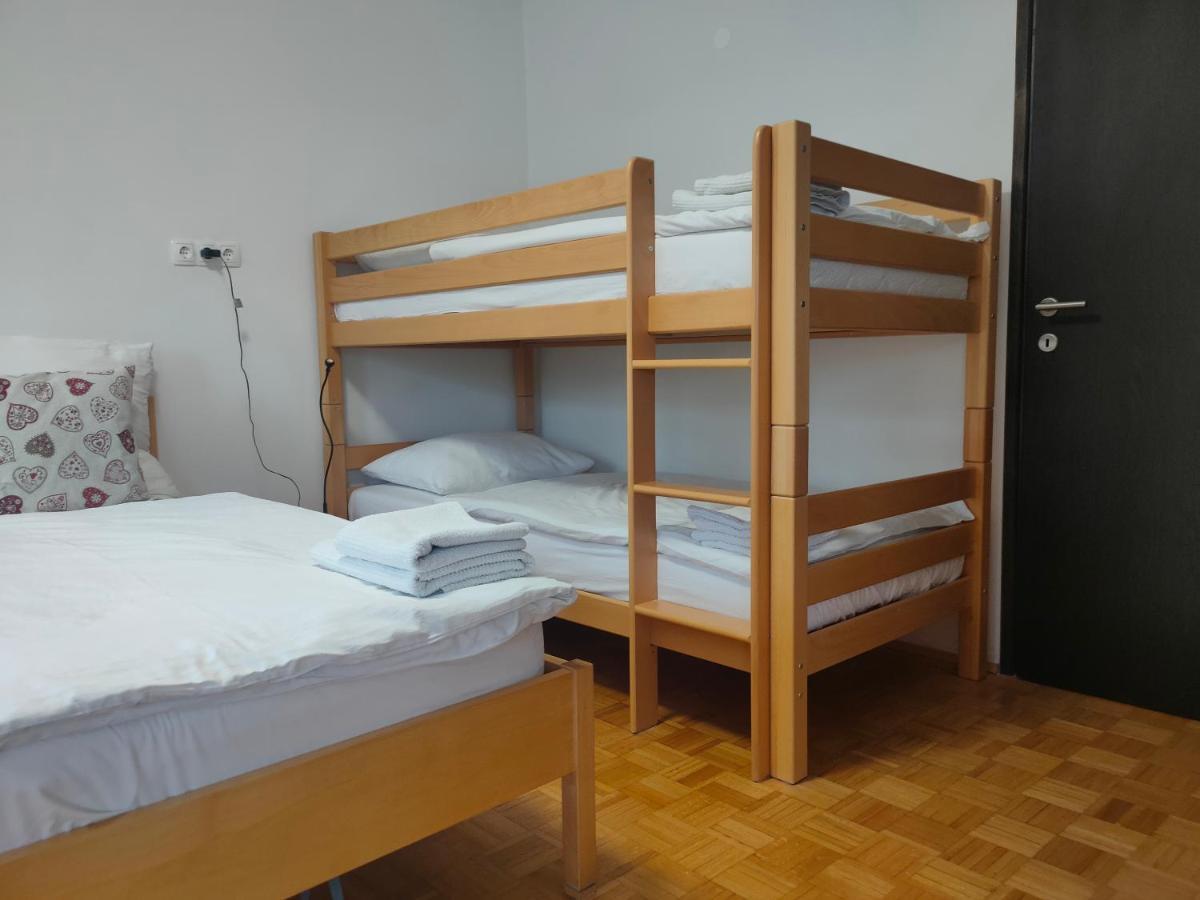 Rooms And Apartment Na Poljani Škofja Loka Zewnętrze zdjęcie