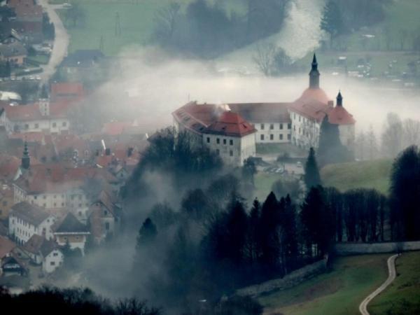 Rooms And Apartment Na Poljani Škofja Loka Zewnętrze zdjęcie